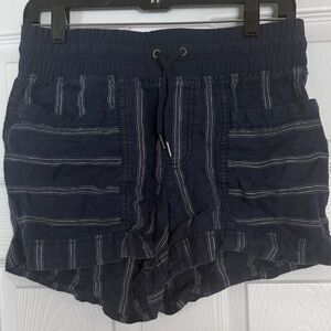 Athleta Navy Striped Women's Cargo Shorts